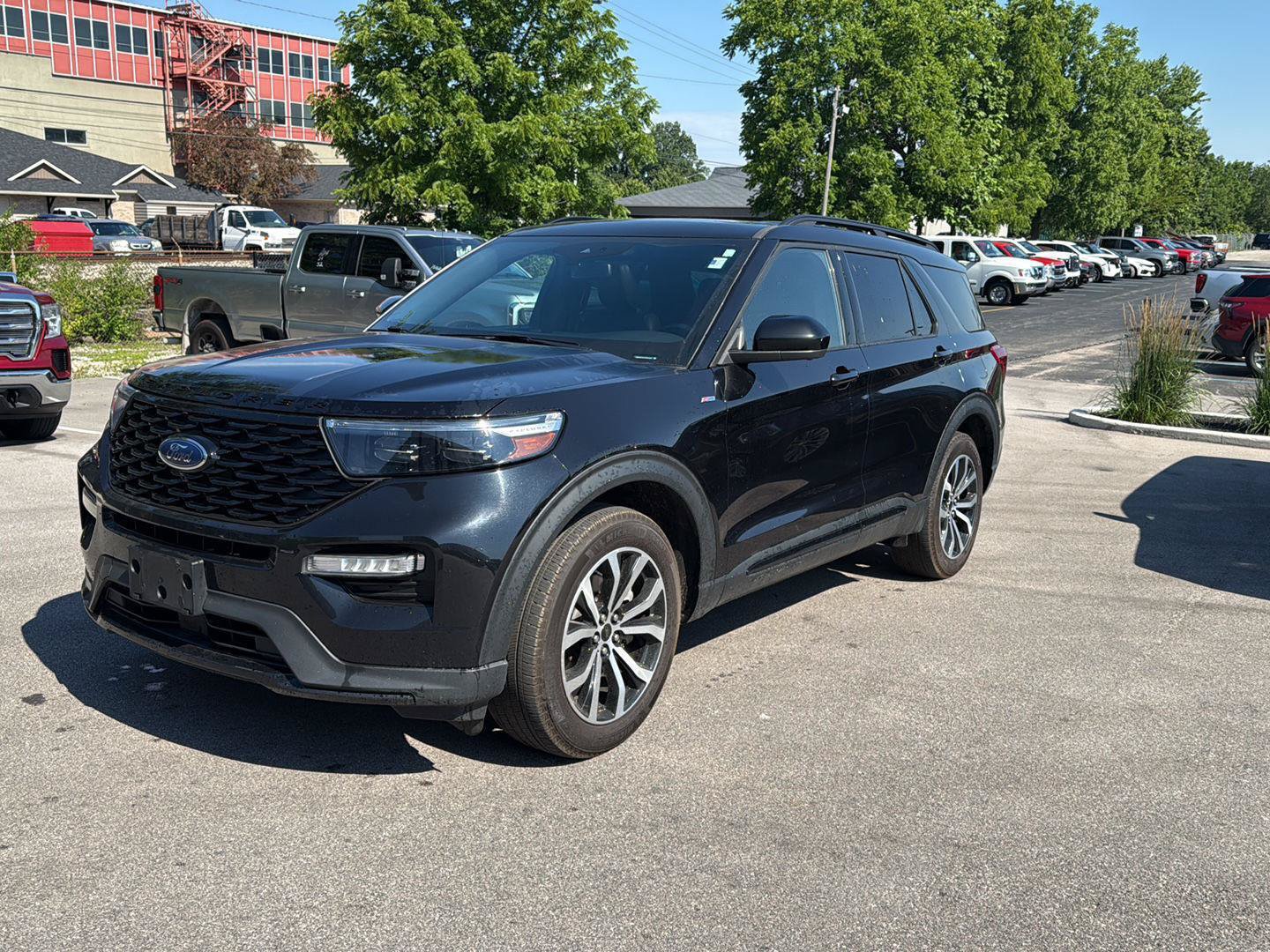 Used 2022 Ford Explorer ST-Line w/ Class IV Trailer Tow Package AWD/4WD image 7