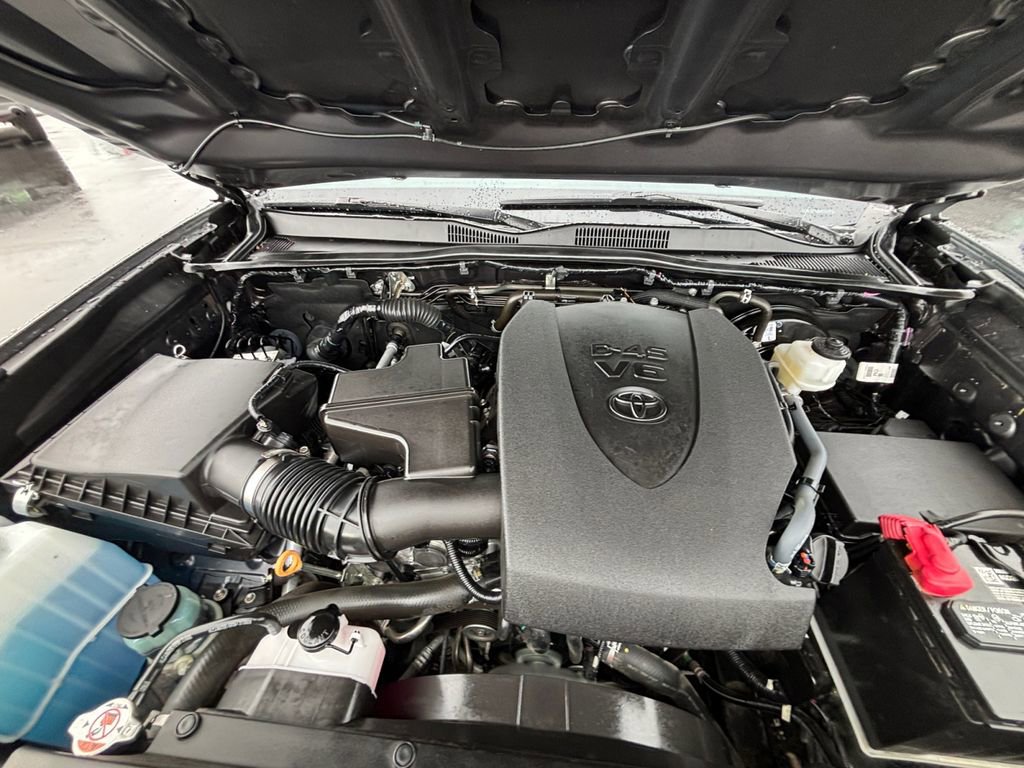 Used 2022 Toyota Tacoma SR w/ SX Package image 30