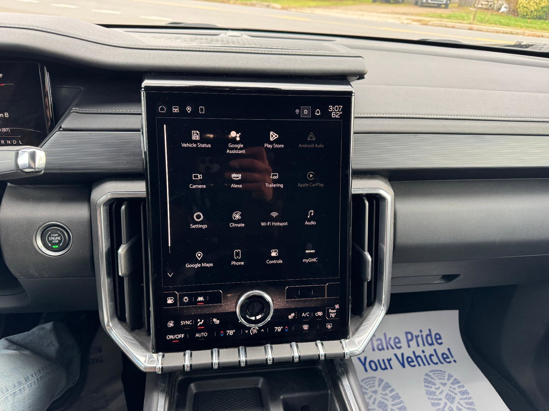 Used 2025 GMC Acadia Elevation image 27