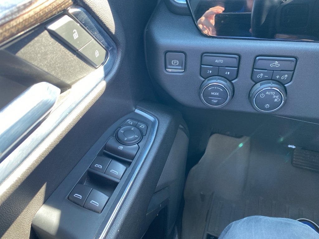 Used 2023 Chevrolet Silverado 1500 LT image 14