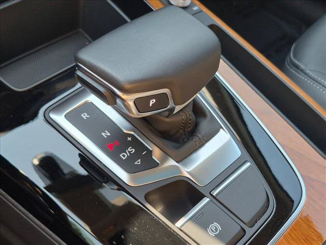 Certified 2023 Audi Q5 Premium w/ Convenience Package AWD/4WD image 12