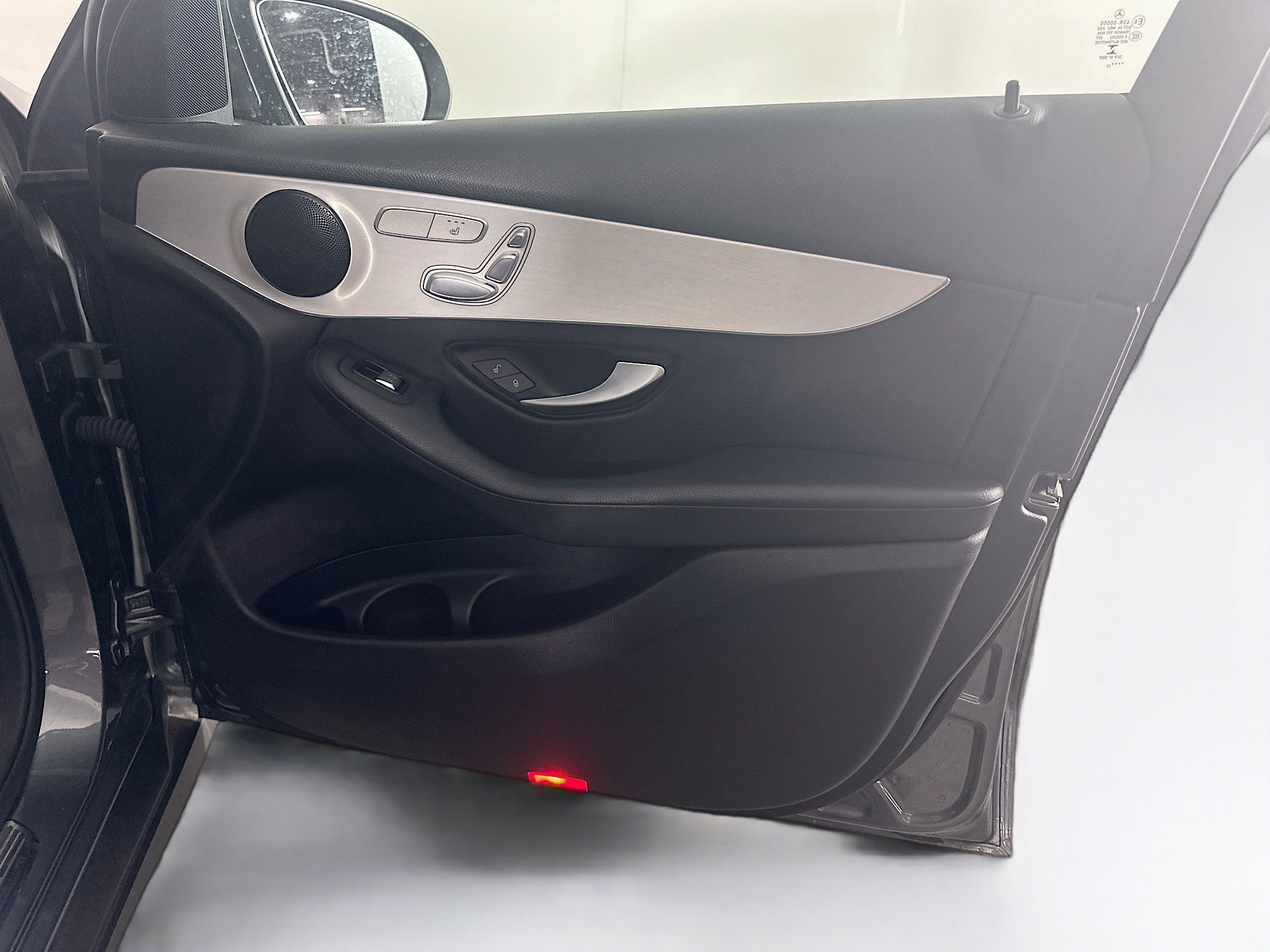 Used 2022 Mercedes-Benz GLC 300 4MATIC image 31