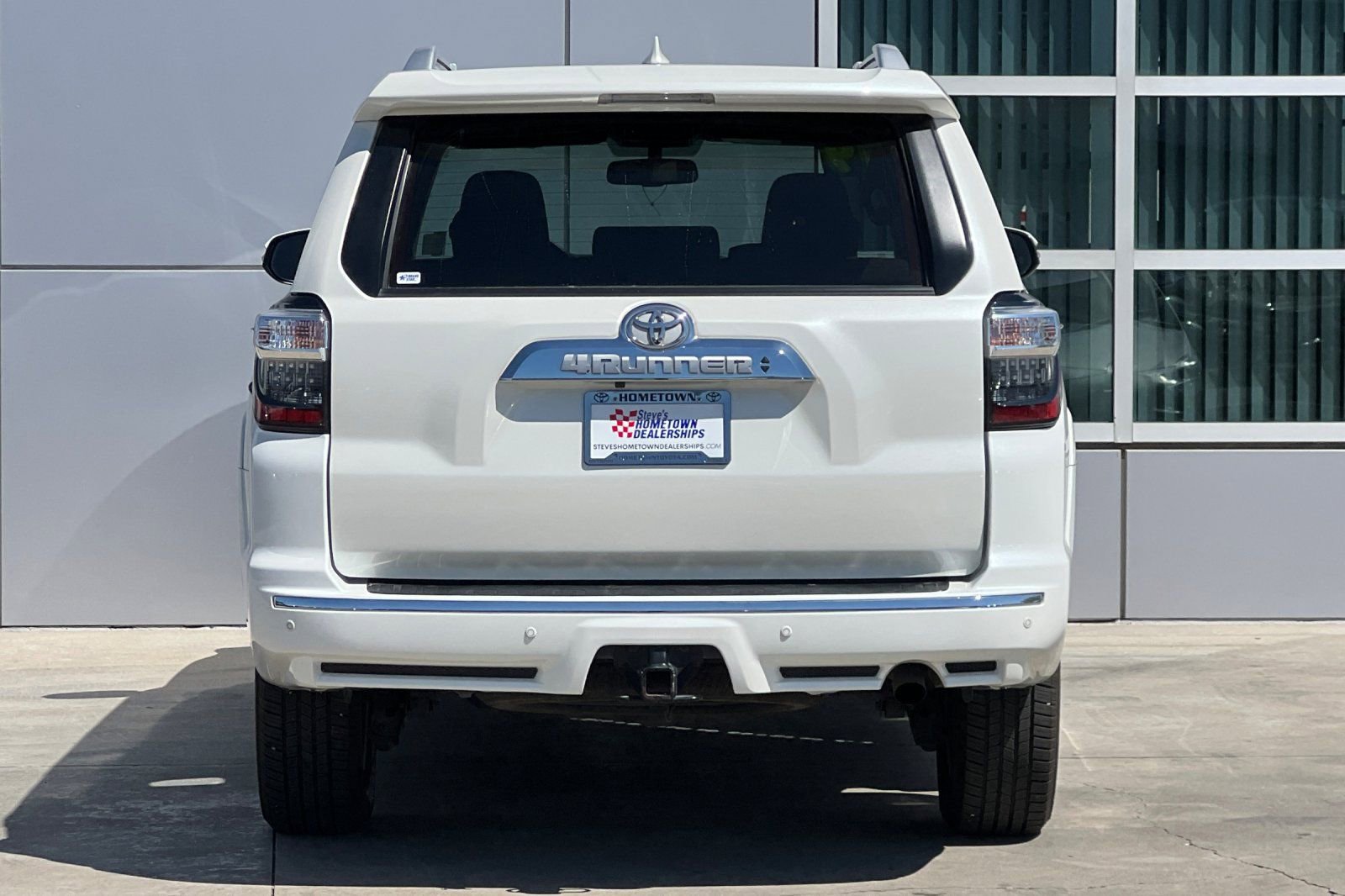 Used 2019 Toyota 4Runner Limited AWD/4WD image 5