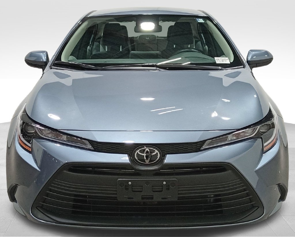 Used 2023 Toyota Corolla LE w/ LE Convenience Package FWD image 11