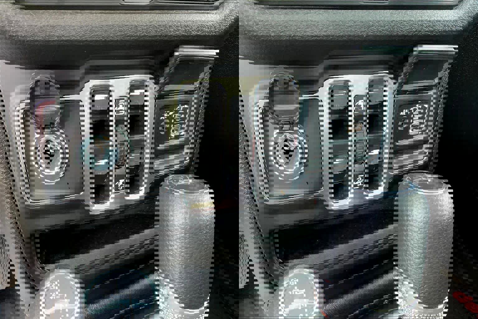 Used 2025 Jeep Gladiator Sport image 31