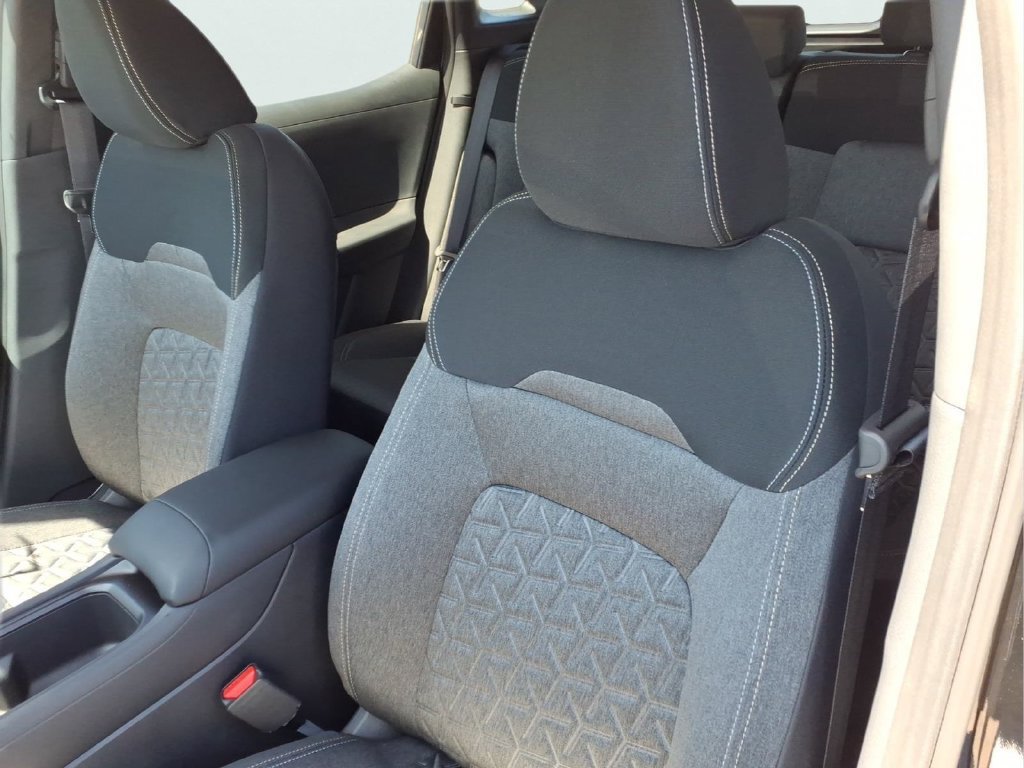 New 2027 Nissan Kicks SV w/ Rock Creek Edition AWD/4WD image 11
