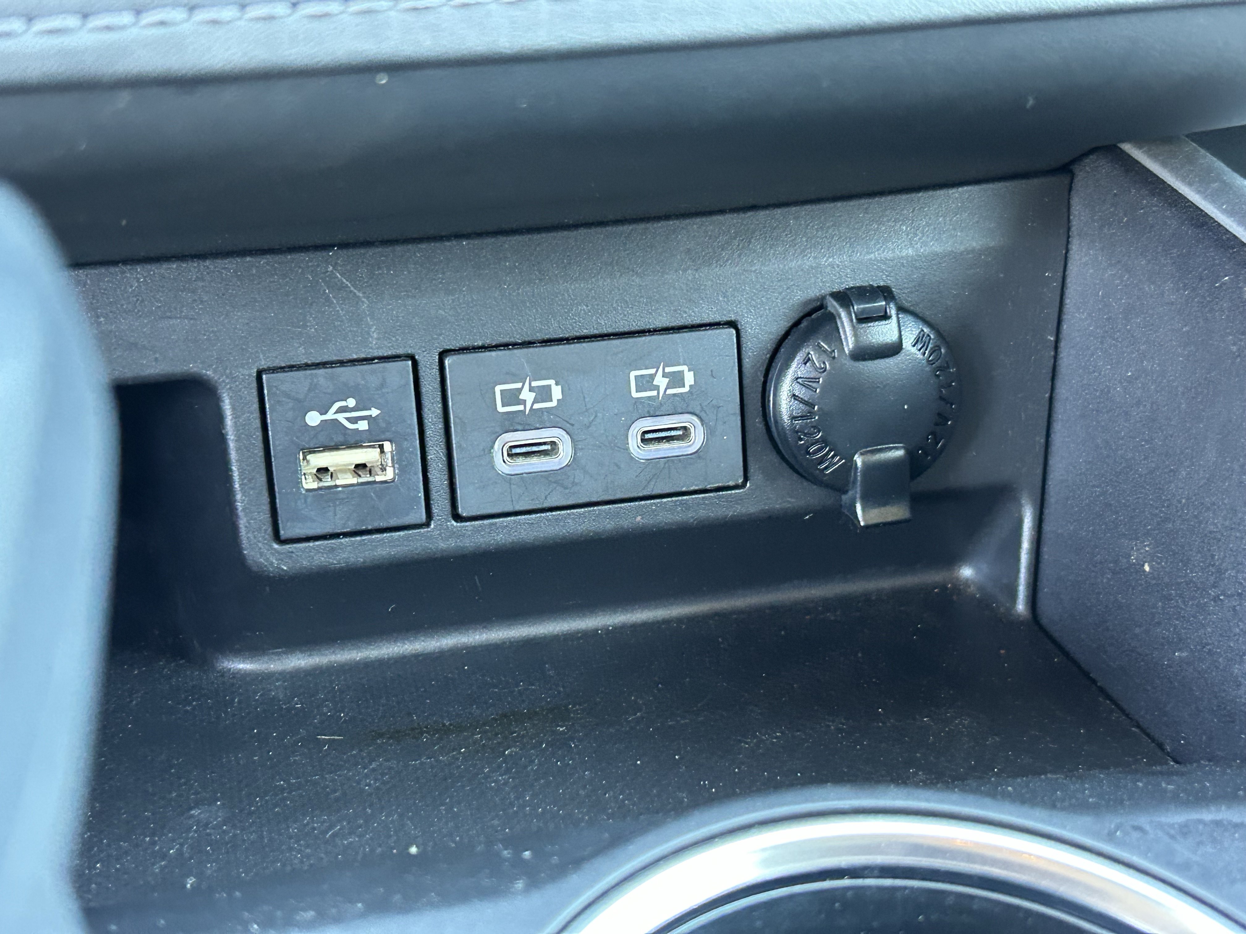 Certified 2023 Toyota Highlander LE FWD image 24