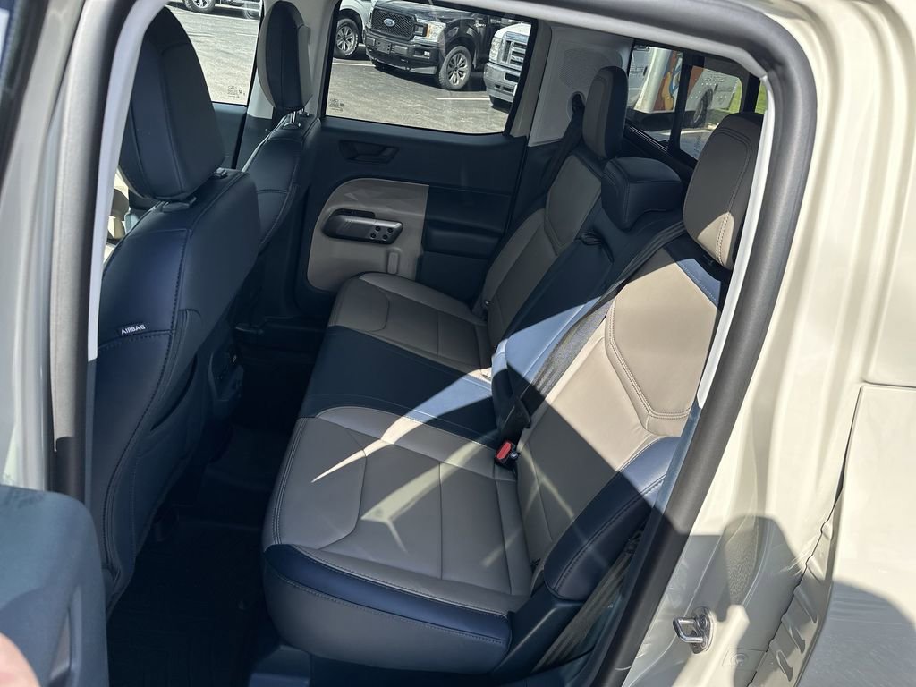 Used 2025 Ford Maverick Lariat w/ 4K Tow Package AWD/4WD image 24