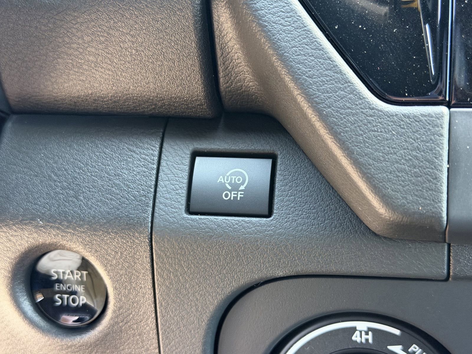 New 2026 Nissan Frontier PRO-4X w/ Pro Premium Package AWD/4WD image 10