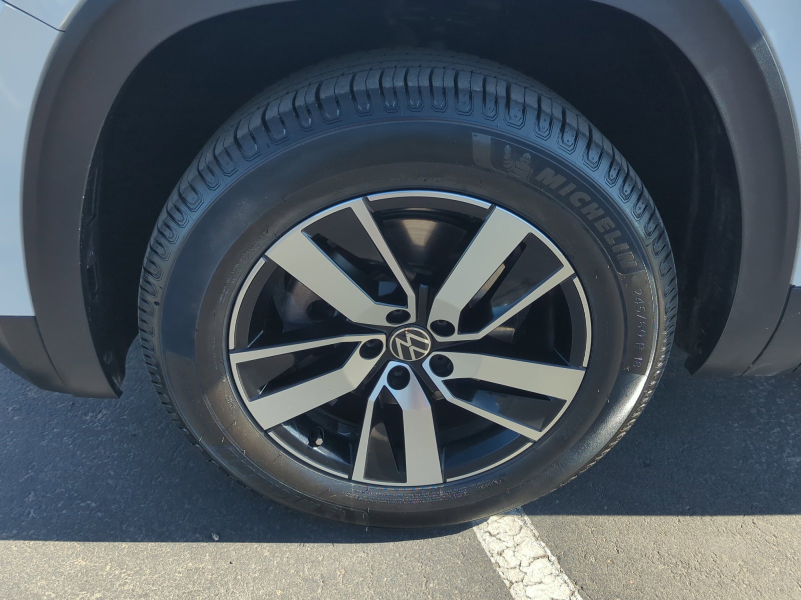 Used 2021 Volkswagen Atlas SE image 26