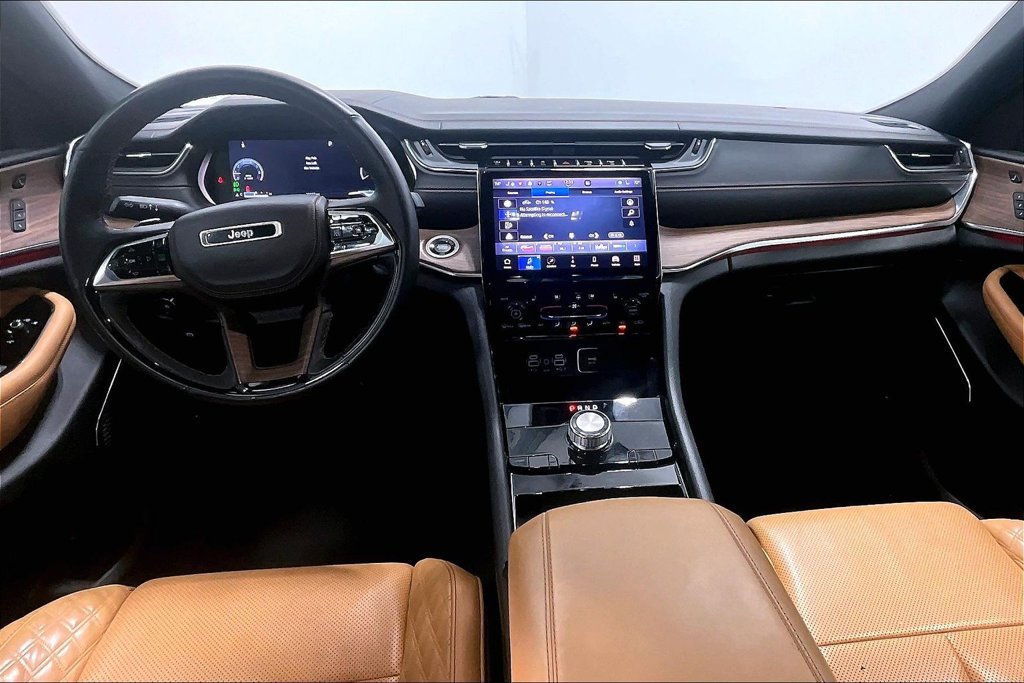 Used 2022 Jeep Grand Cherokee Summit RWD image 15