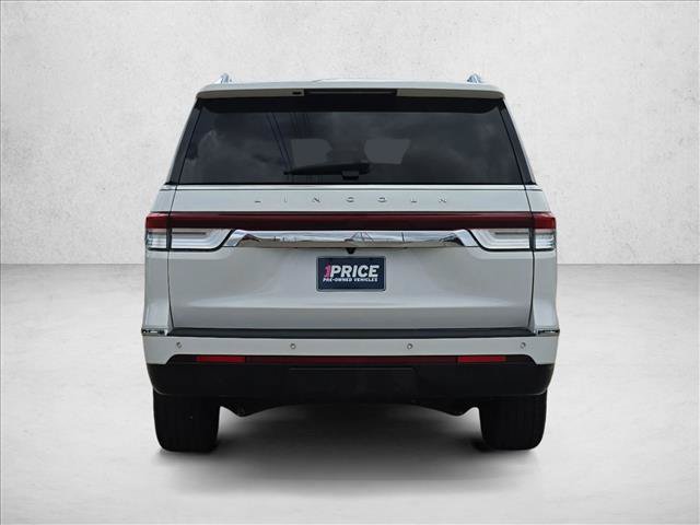 Used 2024 Lincoln Navigator L Reserve AWD/4WD image 6