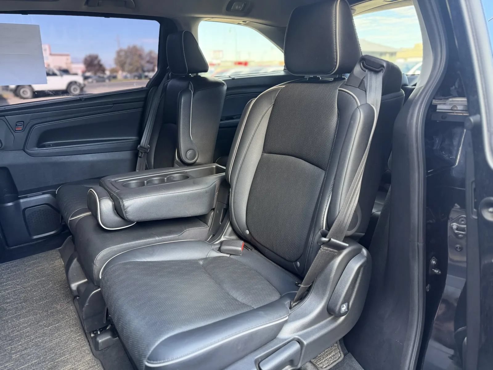 Used 2024 Honda Odyssey Elite image 17