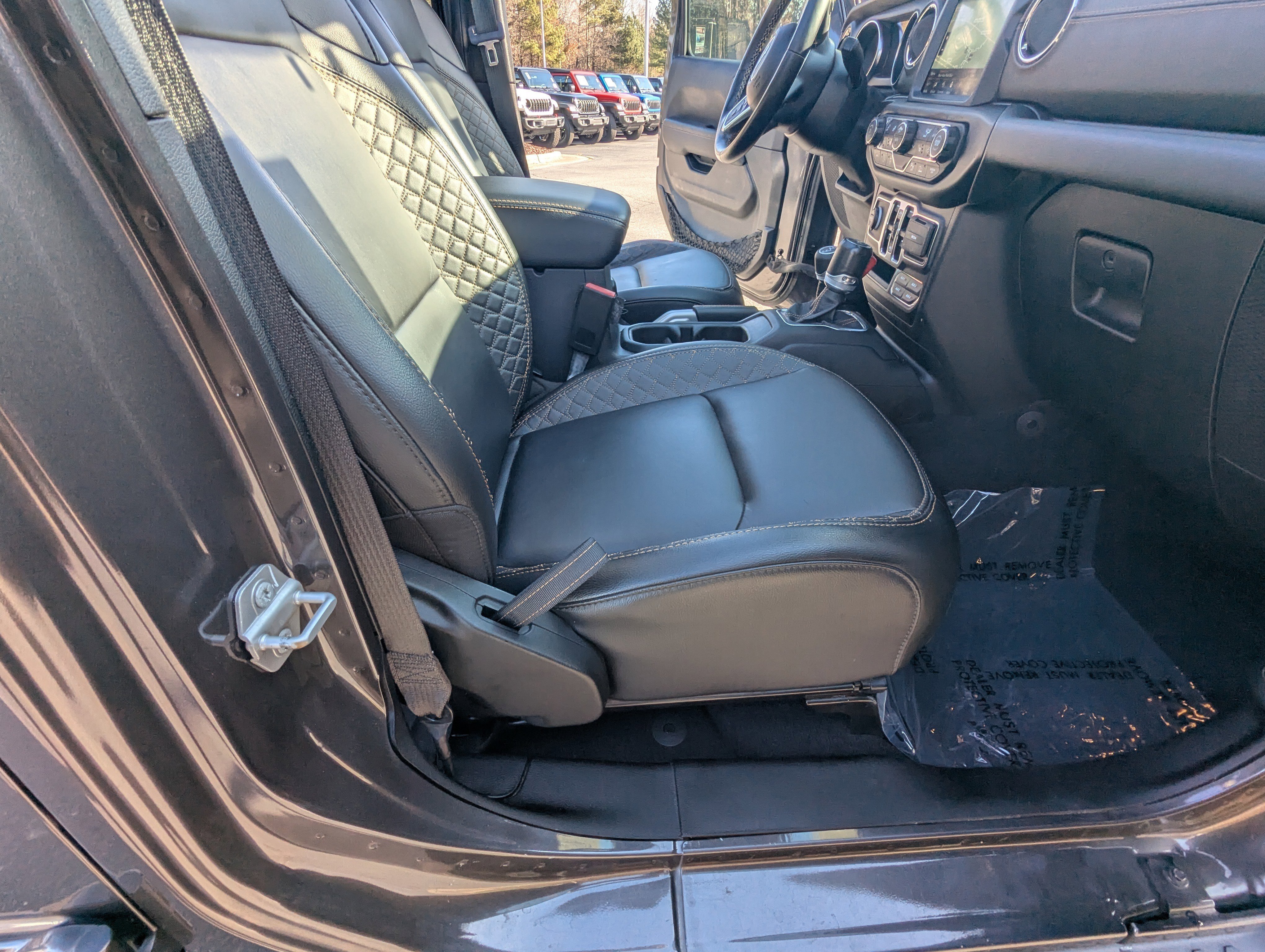 Used 2021 Jeep Wrangler Unlimited Sahara image 14