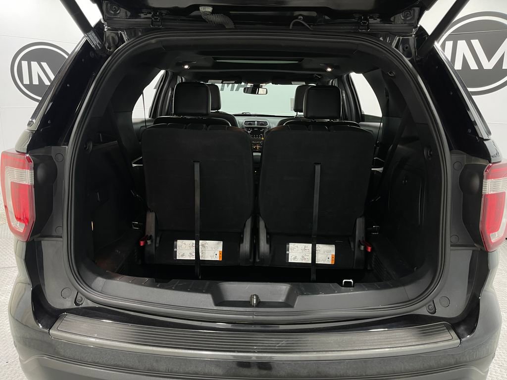 Used 2019 Ford Explorer XLT w/ Equipment Group 202A image 27