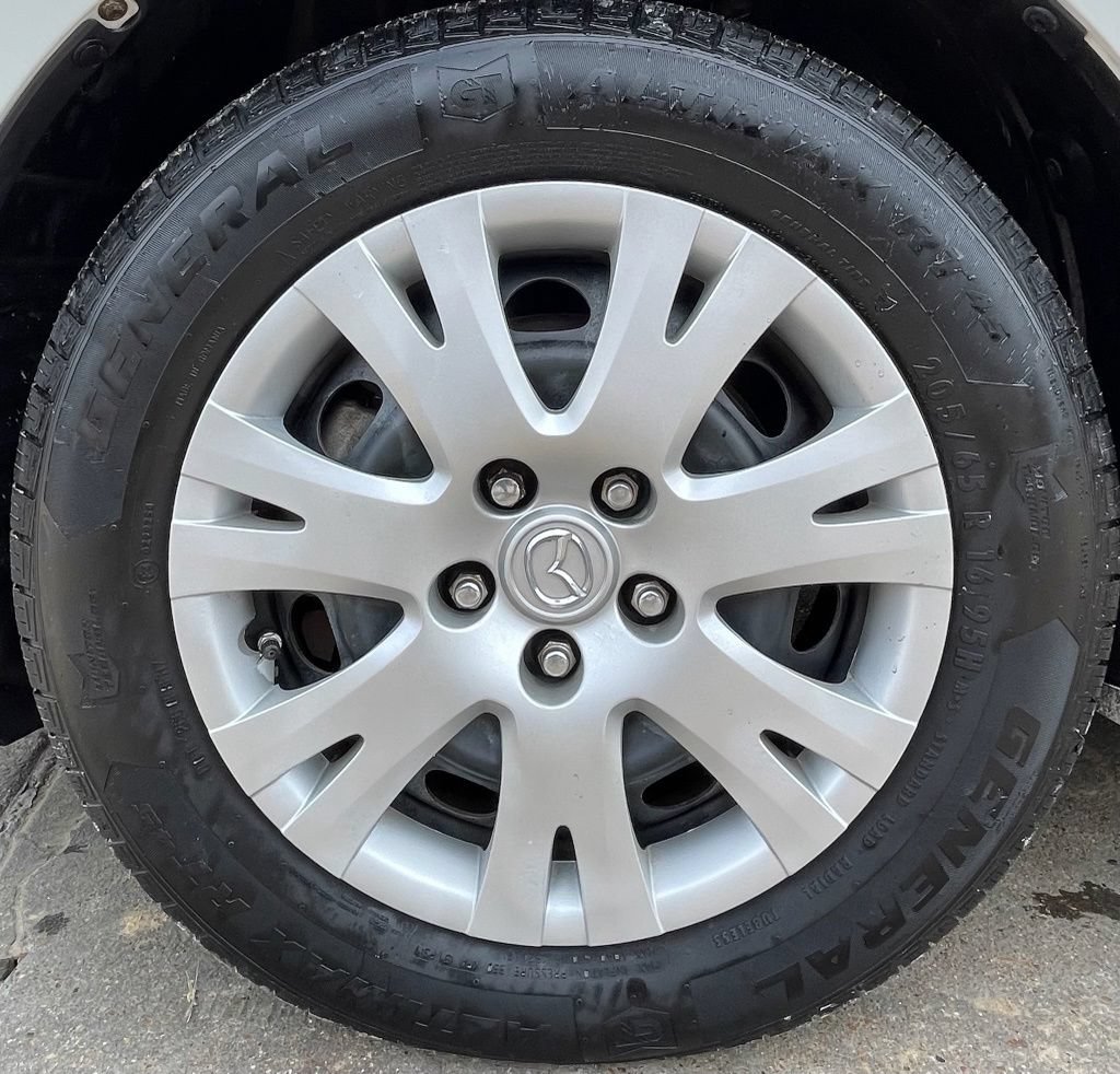 Used 2010 MAZDA MAZDA6 i Sport FWD image 9