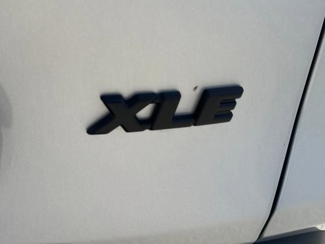 Used 2025 Toyota RAV4 XLE w/ Convenience Package image 6