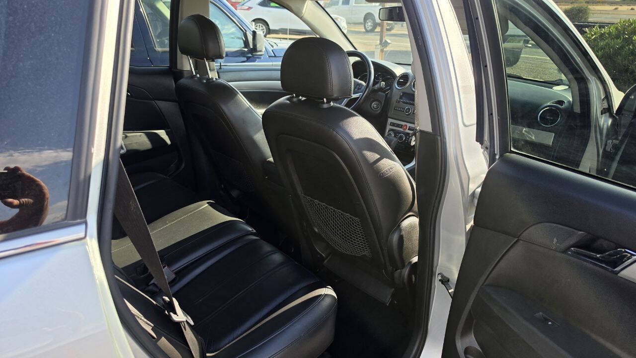Used 2012 Chevrolet Captiva Sport LT w/ Convenience Package FWD image 6