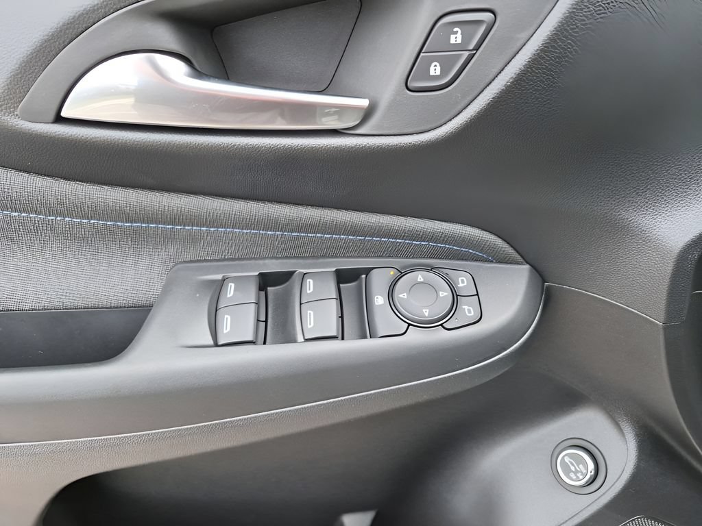 New 2026 Buick Envista Sport Touring w/ Convenience I Package FWD image 31