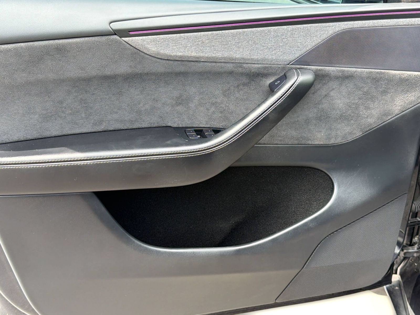 Used 2026 Tesla Model Y AWD image 14