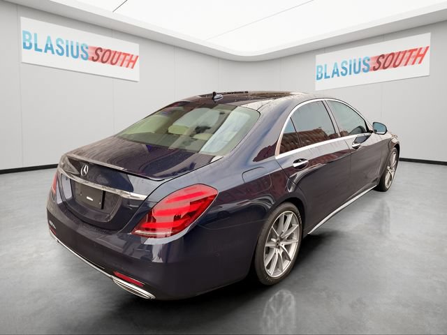 Used 2020 Mercedes-Benz S 450 Sedan w/ AMG Line Exterior image 3