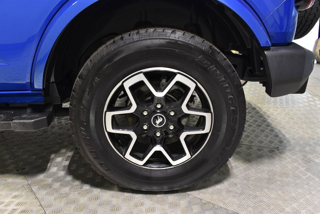 Used 2024 Ford Bronco Outer Banks image 38