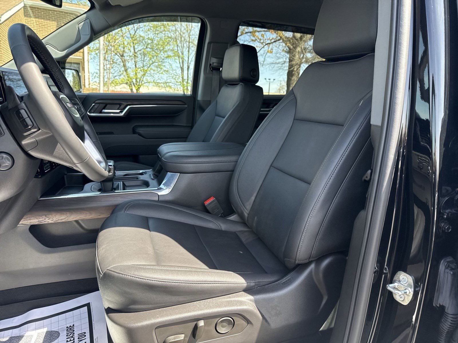 Used 2024 GMC Sierra 1500 SLT w/ SLT Premium Plus Package image 13