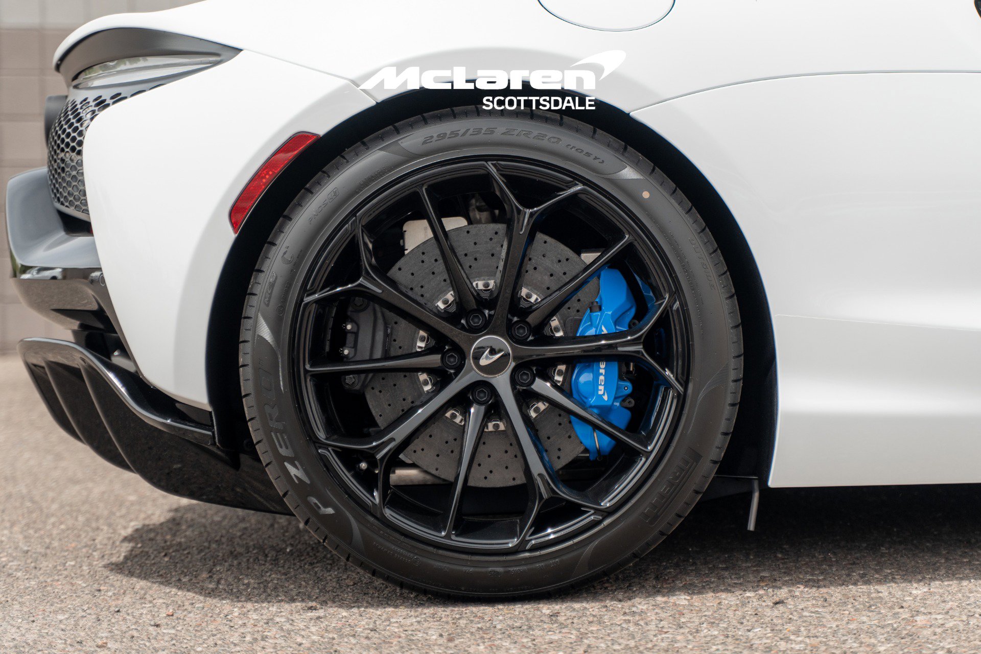 New 2026 McLaren Artura RWD image 30