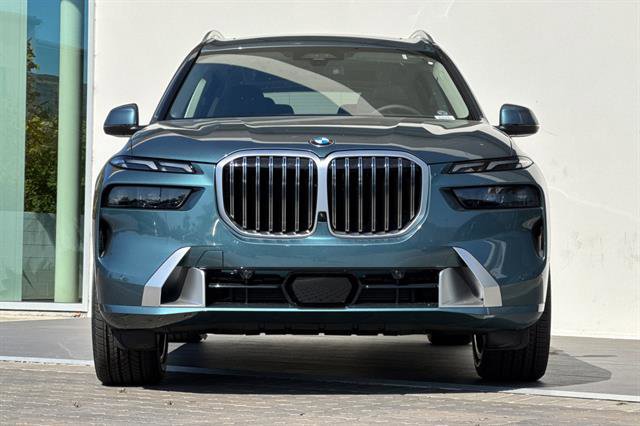 New 2026 BMW X7 xDrive40i image 8
