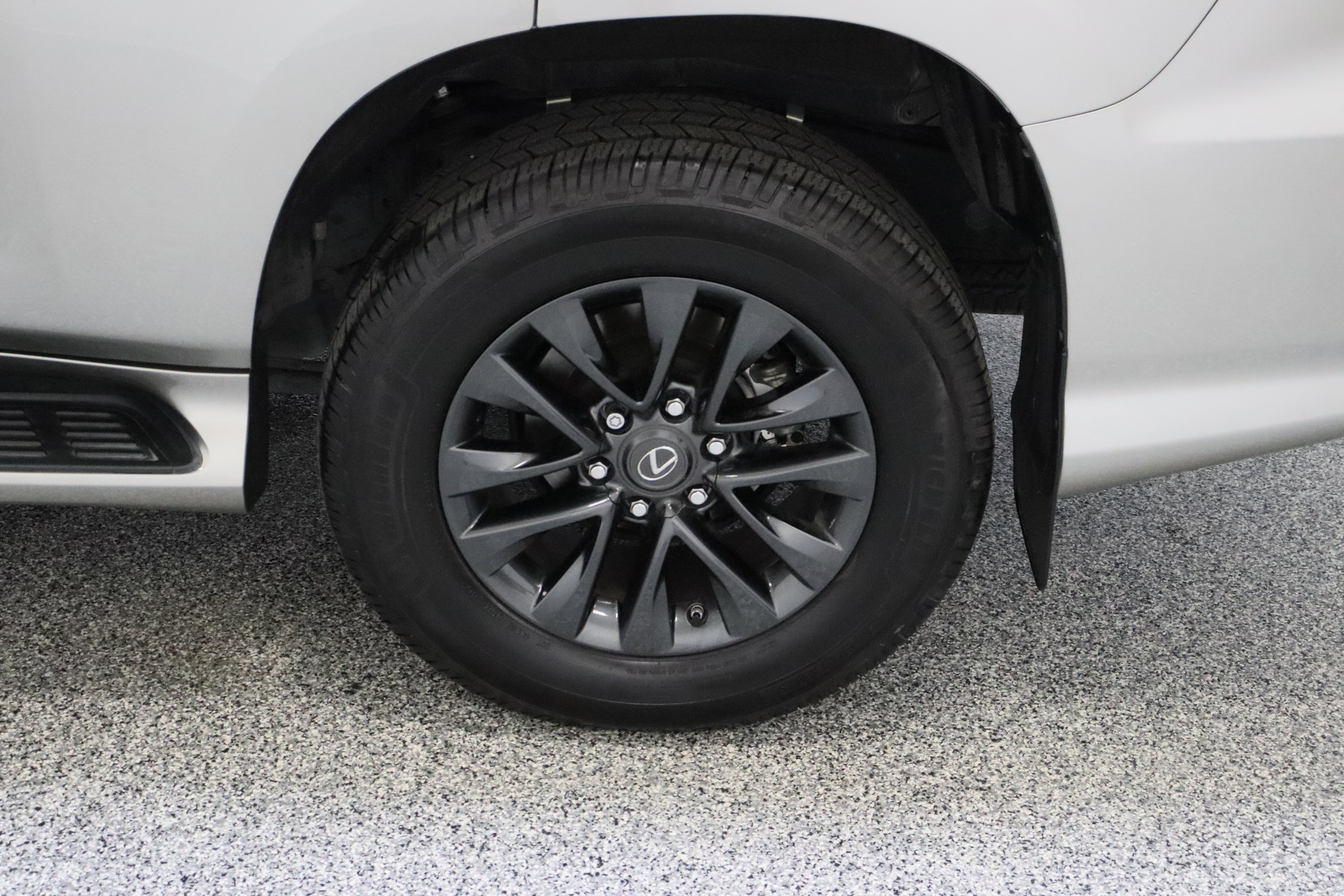 Used 2023 Lexus GX 460 Premium w/ Premium Plus Package image 10