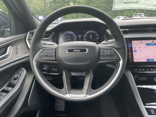 New 2026 Jeep Grand Cherokee L Limited AWD/4WD image 13
