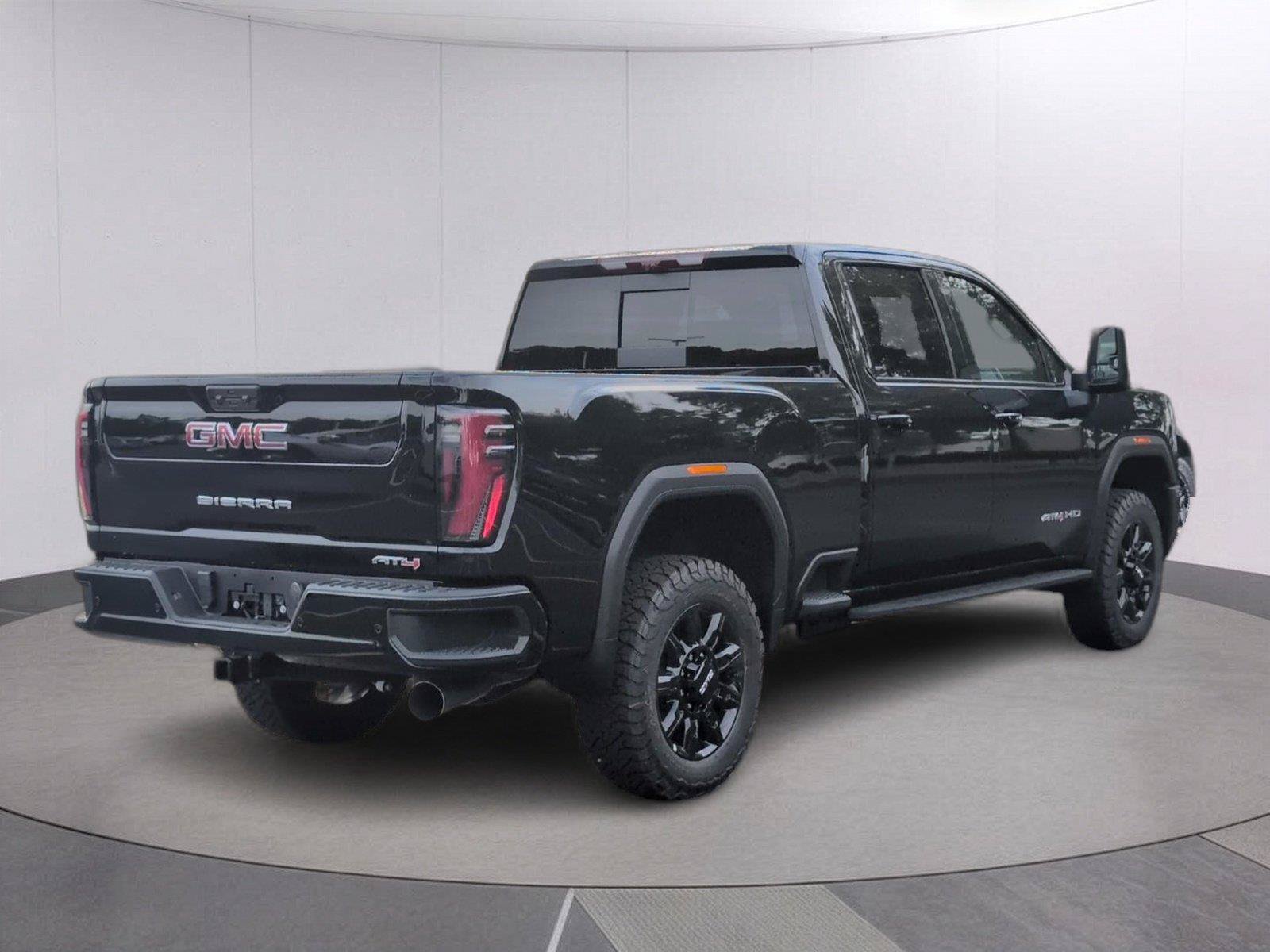 New 2026 GMC Sierra 2500 AT4 w/ AT4 Premium Plus Package AWD/4WD image 6