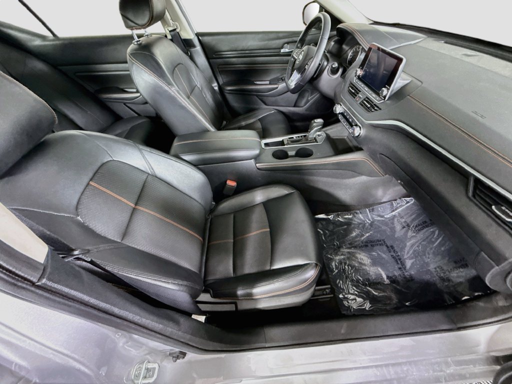 Used 2019 Nissan Altima 2.5 SR w/ SR Premium Package FWD image 29
