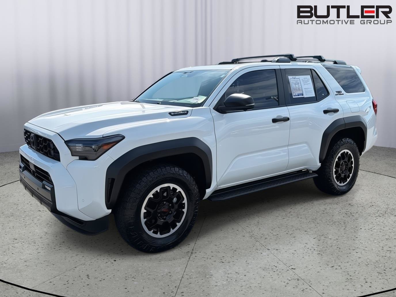 Used 2025 Toyota 4Runner TRD Off-Road Premium AWD/4WD image 2