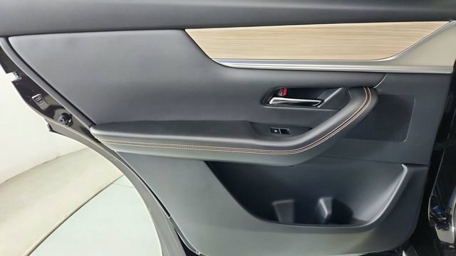 New 2026 MAZDA CX-90 Plug-In Hybrid w/ Preferred AWD/4WD image 26