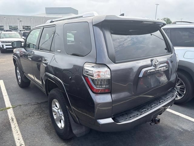 Used 2016 Toyota 4Runner SR5 AWD/4WD image 4