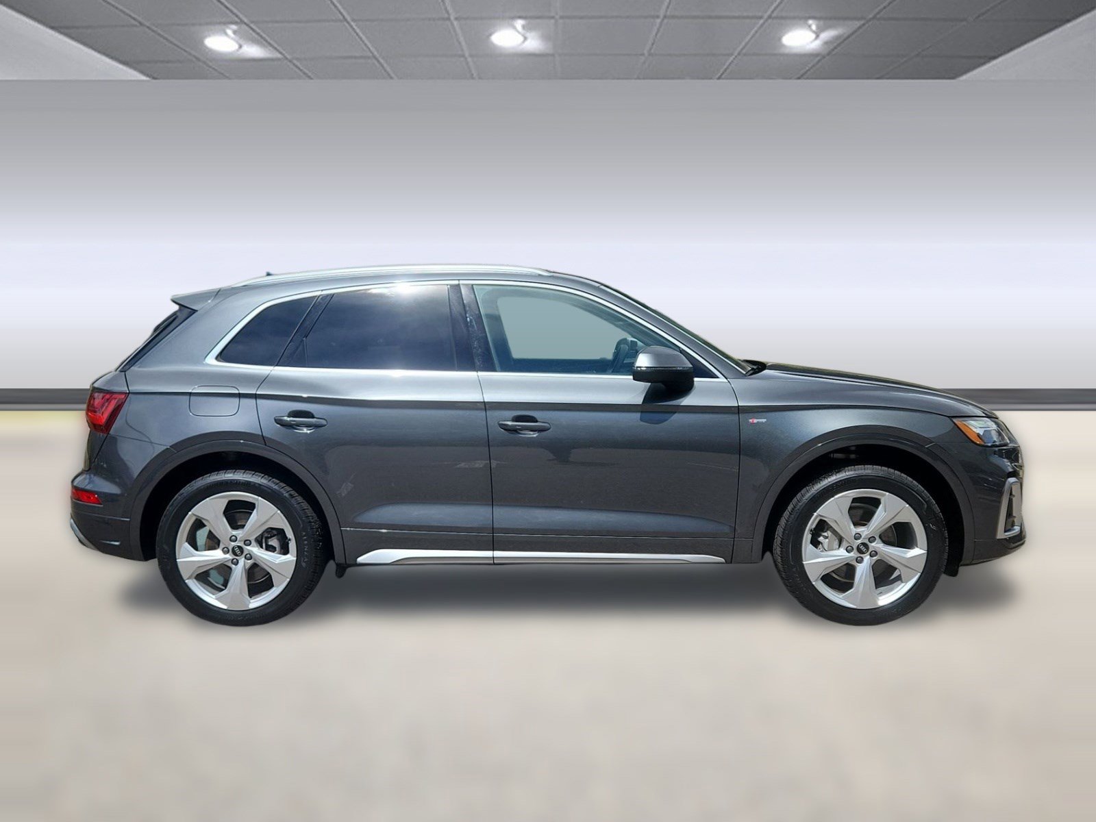 Used 2023 Audi Q5 2.0T Premium Plus w/ Premium Plus Package image 8