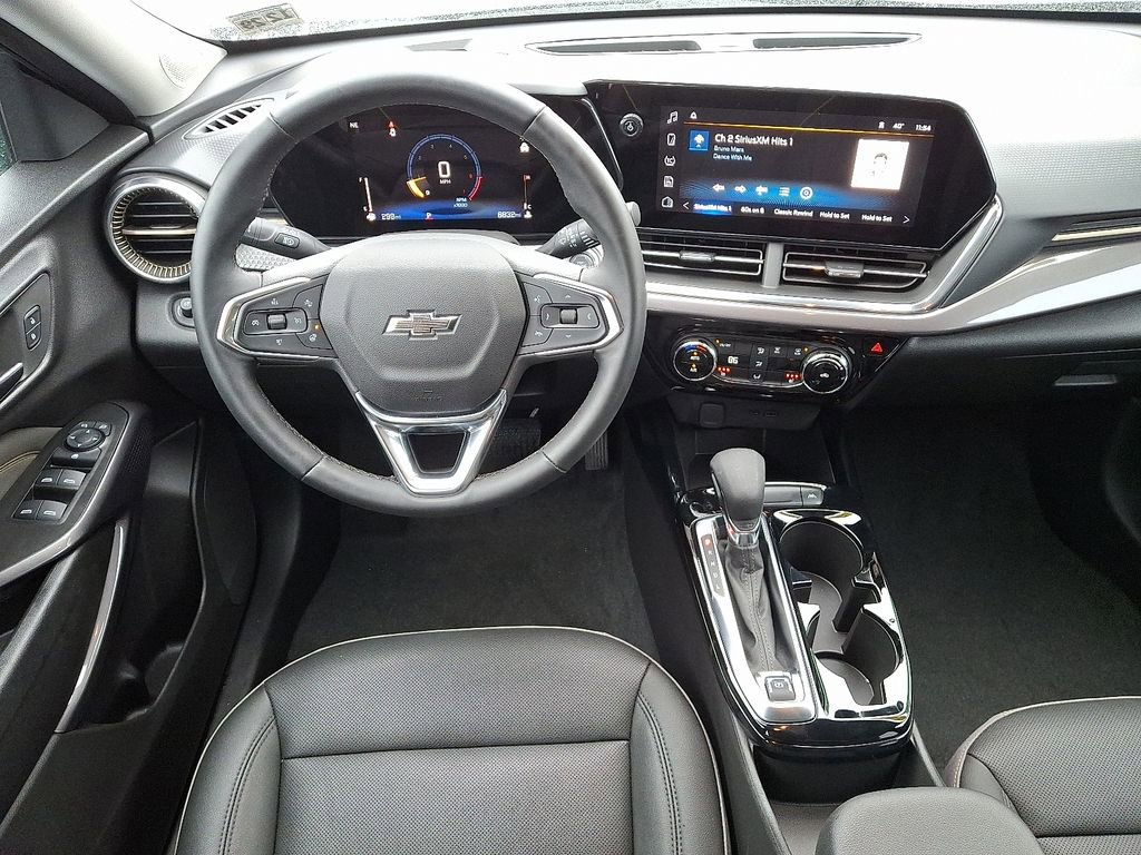 Certified 2025 Chevrolet Trax ACTIV image 12