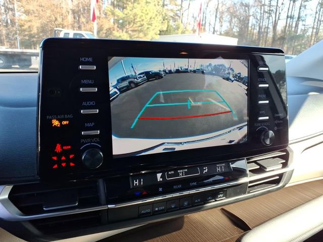 Used 2023 Toyota Sienna LE image 18