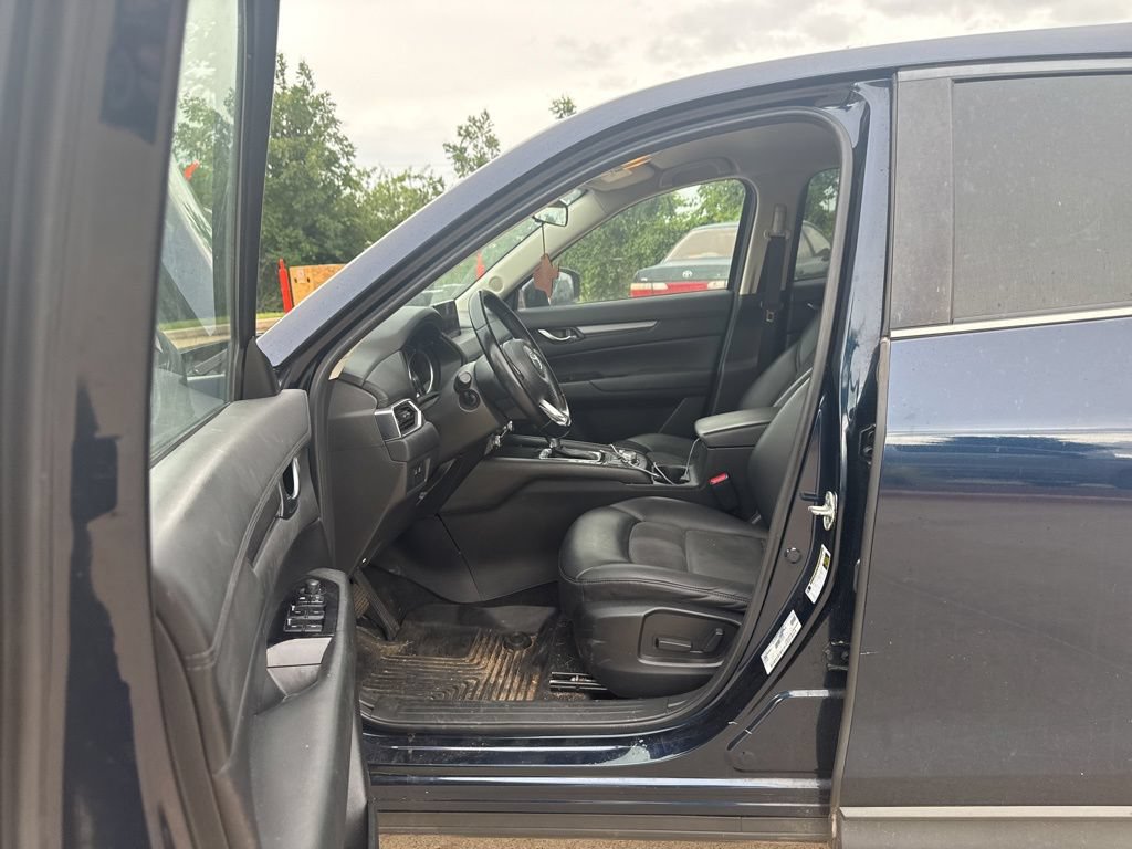 Used 2020 MAZDA CX-5 Touring FWD image 10