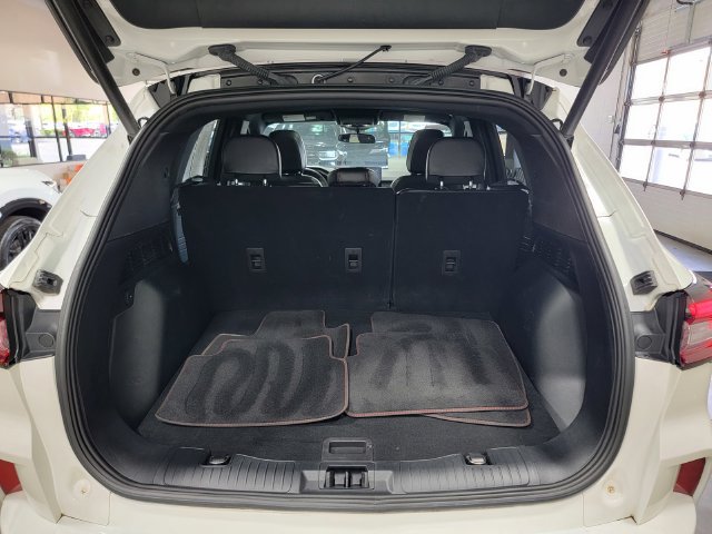 Used 2023 Ford Escape ST-Line w/ Tech Pack #1 AWD/4WD image 34