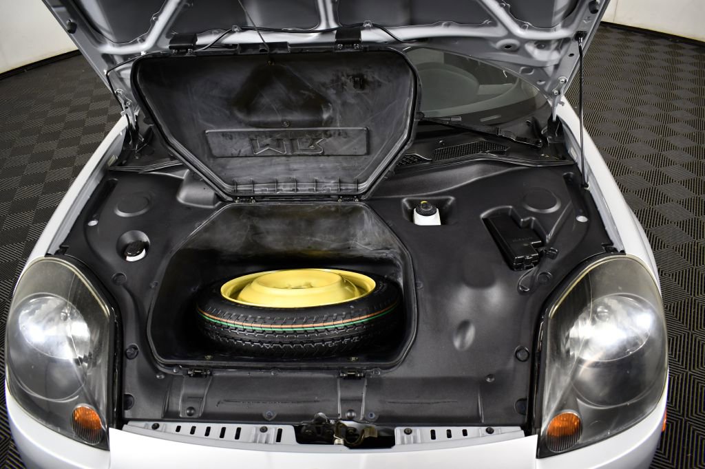 Used 2000 Toyota MR2 image 33