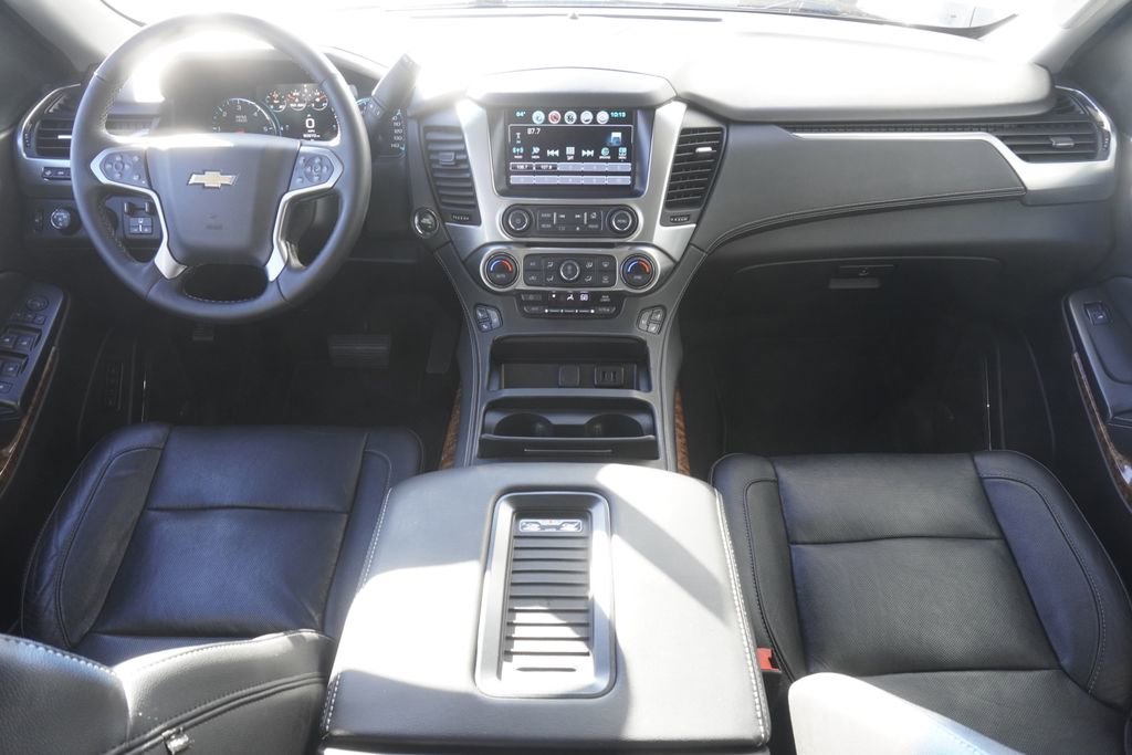 Used 2017 Chevrolet Suburban Premier image 9