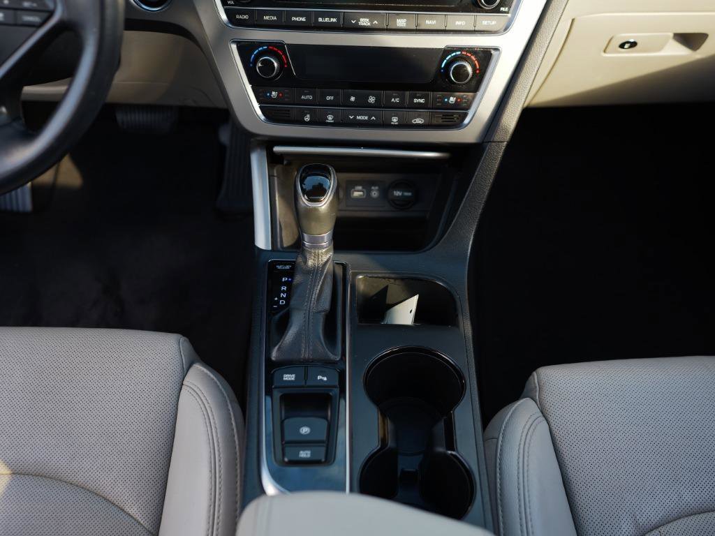 Used 2015 Hyundai Sonata Limited w/ Option Group 06 image 20