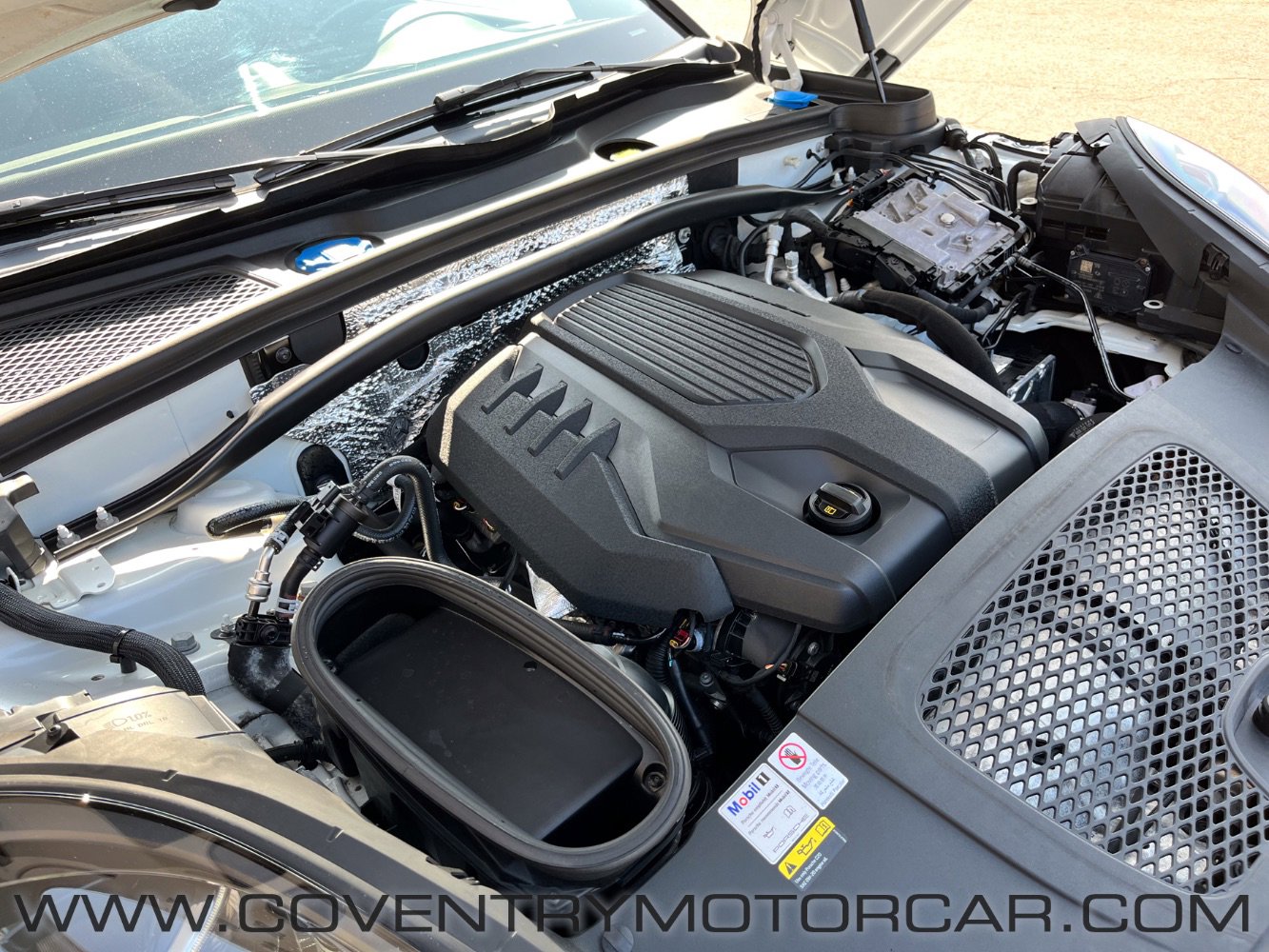 Used 2022 Porsche Macan image 14