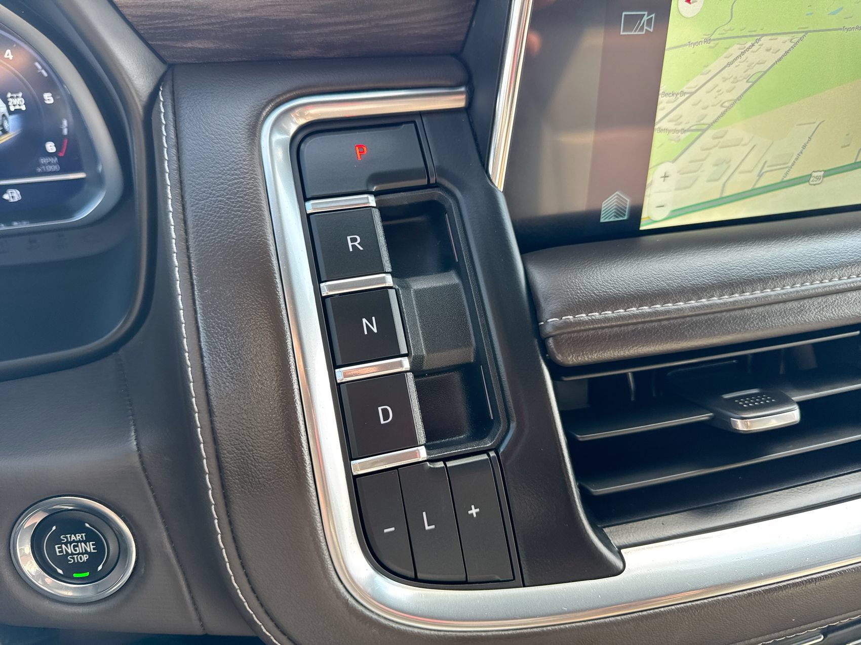 Used 2023 Chevrolet Tahoe LT AWD/4WD image 20