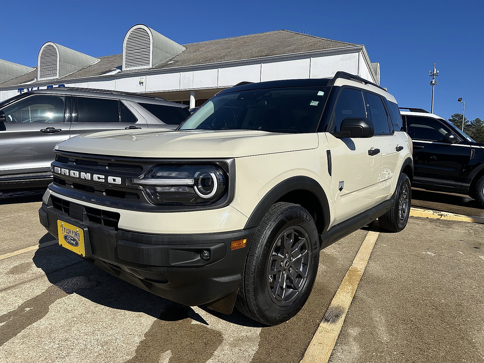 Used 2024 Ford Bronco Sport Big Bend w/ Convenience Package image 3