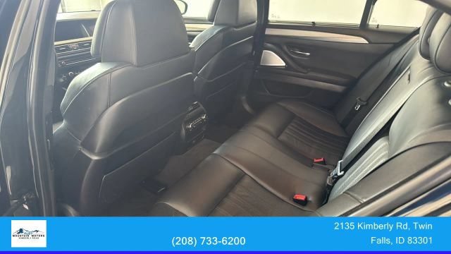 Used 2016 BMW M5 RWD image 18