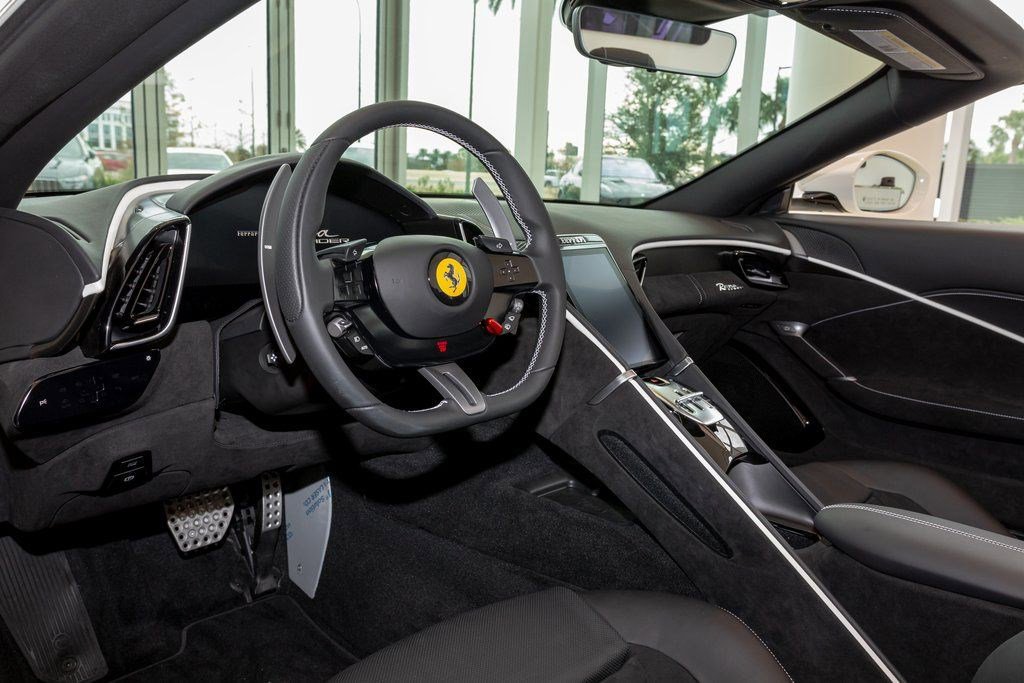 Used 2024 Ferrari Roma Spider image 14