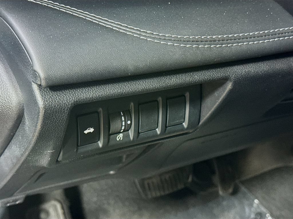 Used 2020 Subaru Legacy Limited AWD/4WD image 12